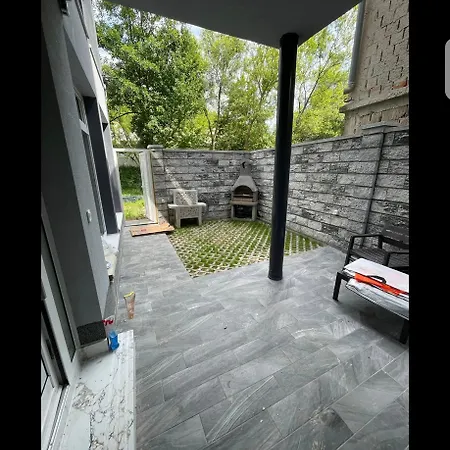 Crater H דירה Kukrike